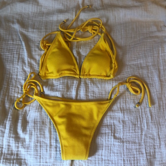 Bathing suit - Picture 2 of 2